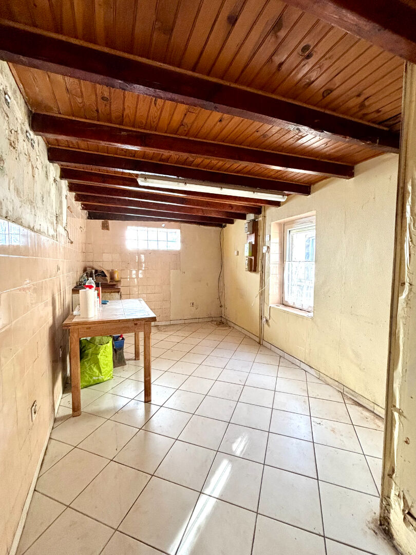 Photo MAISONNETTE A RENOVER COEUR DE CITE ! image 4/6