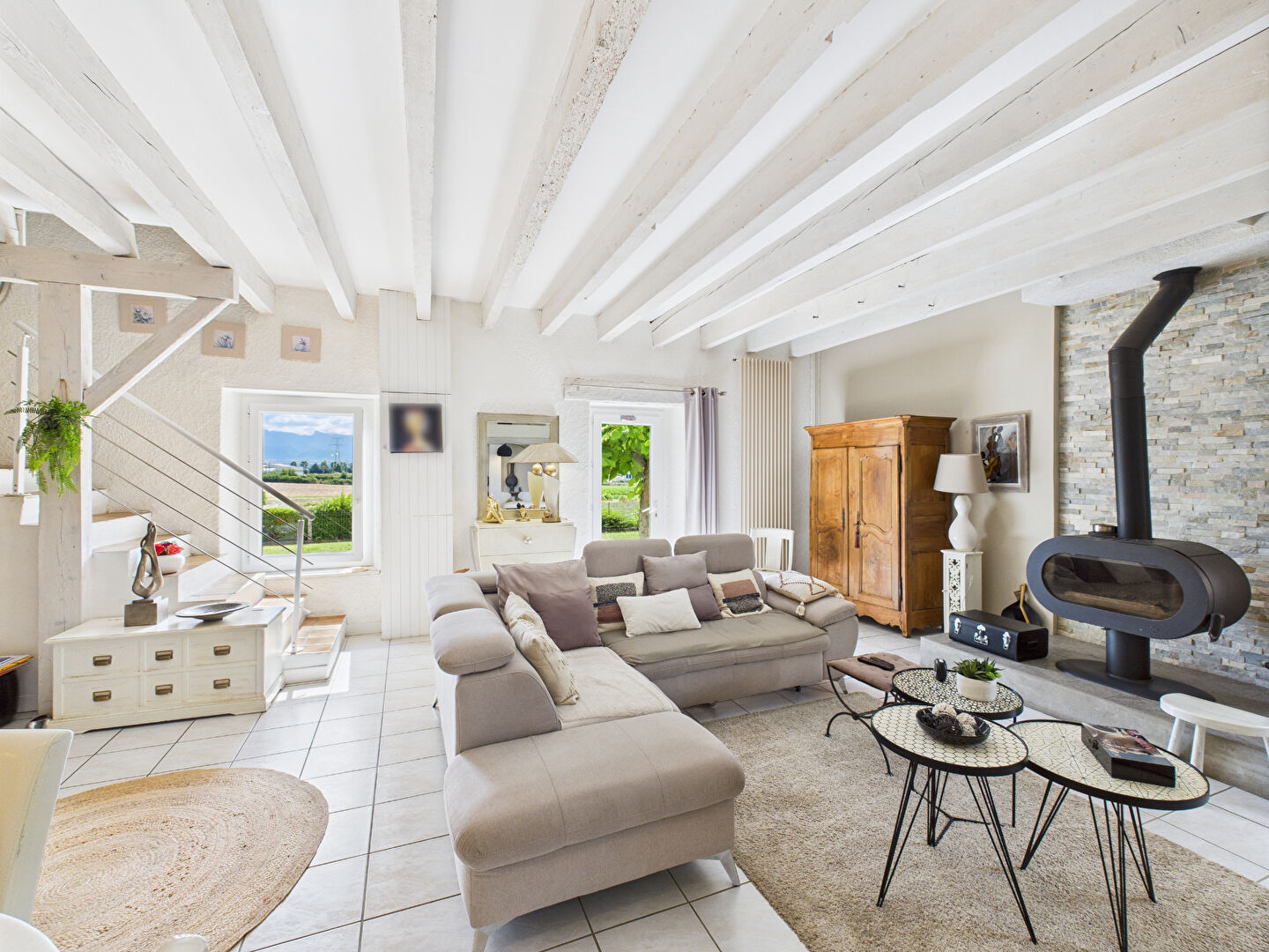 Photo MAISON STYLE  PROVENCALE 167M²  PROCHE GARE TGV AVEC 2 STUDIOS  SUR  12700m²  26320  ST MARCEL LES VALENCE image 3/6