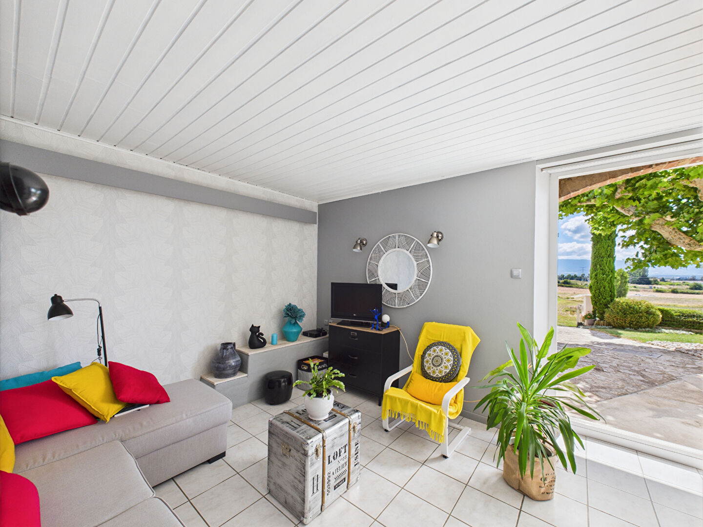 Photo MAISON STYLE  PROVENCALE 167M²  PROCHE GARE TGV AVEC 2 STUDIOS  SUR  12700m²  26320  ST MARCEL LES VALENCE image 4/6