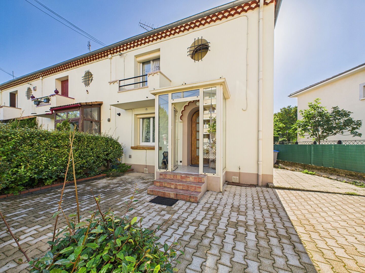 Photo Maison avec garage et cave. Idéal investisseurs ou primo-accédants image 1/6