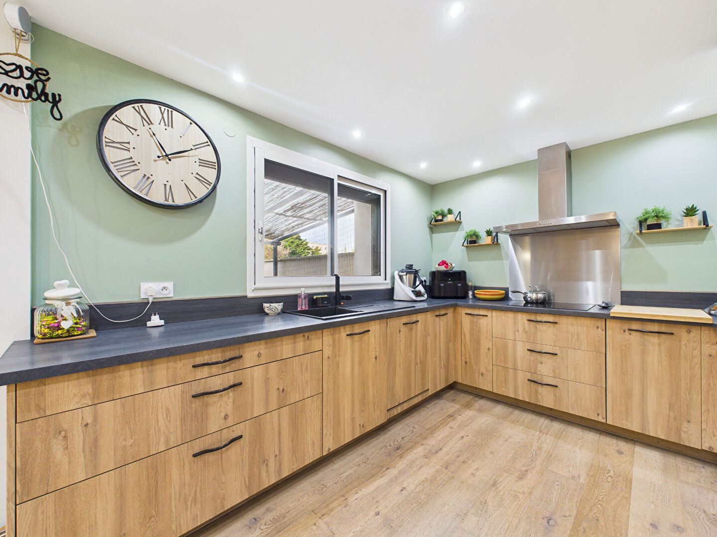 Photo Maison mitoyenne rénovée de 117 m2 avec piscine le petit charran image 2/6