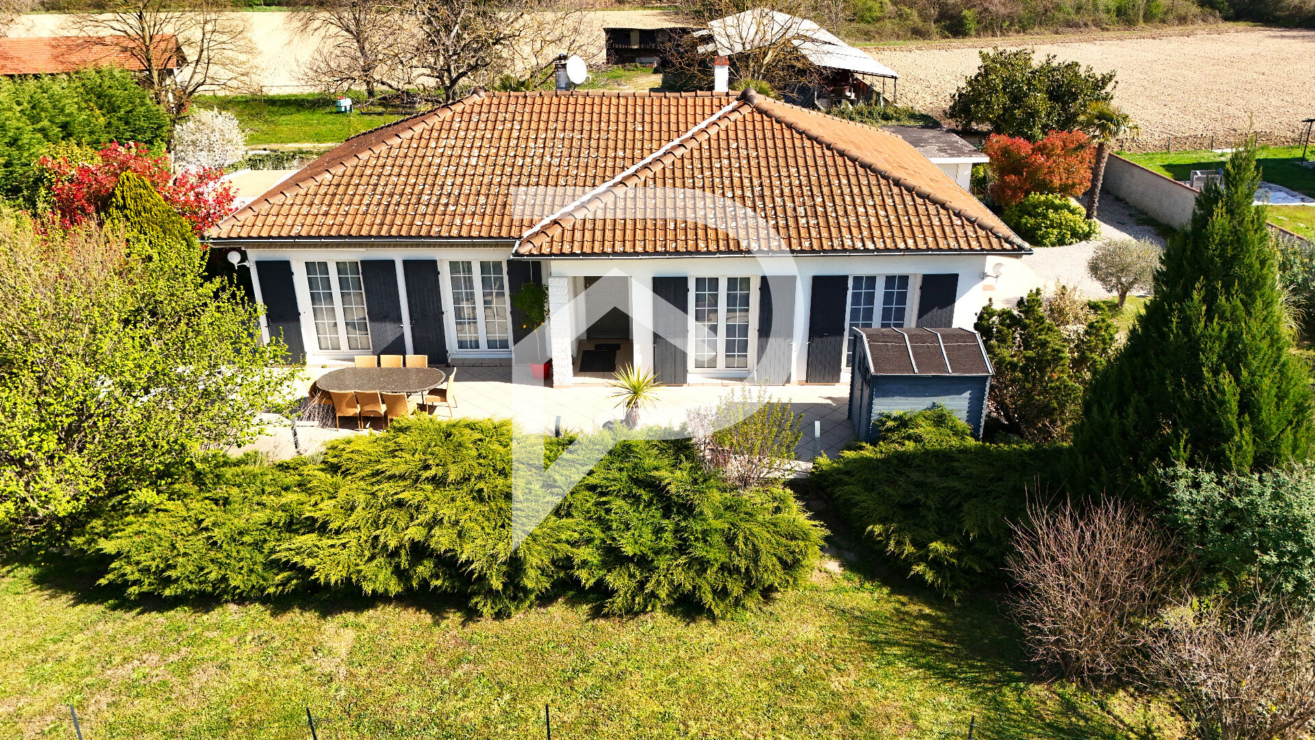 Photo Maison familiale avec piscine, composée de deux appartements indépendants image 6/6