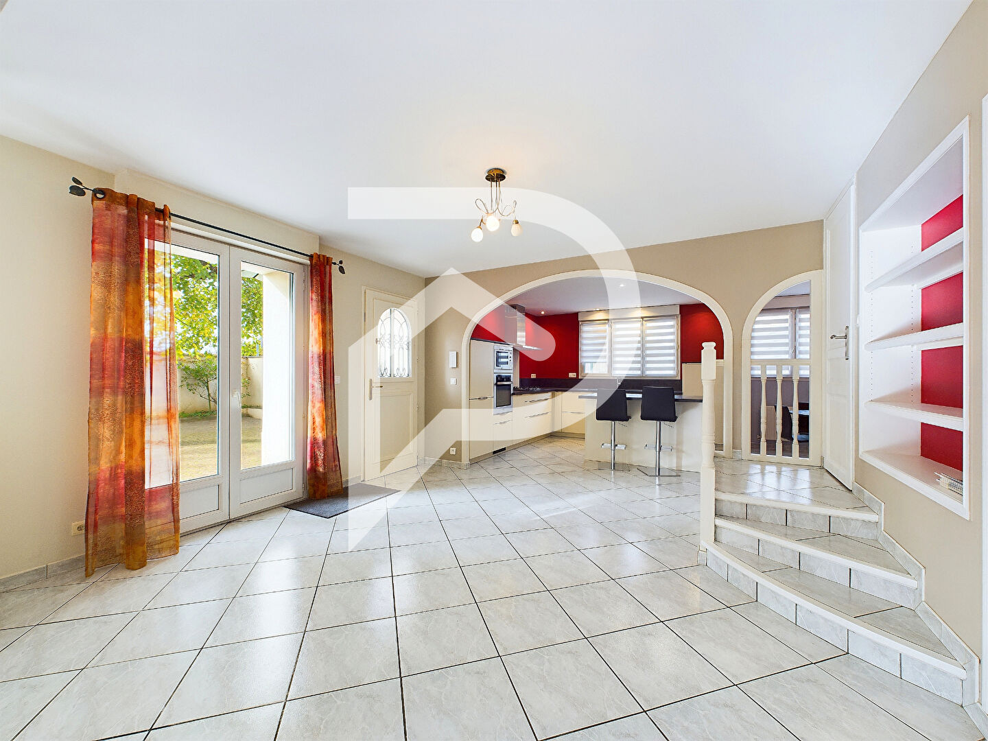 Photo Maison Malissard 7 pièces 205 M2 image 5/6