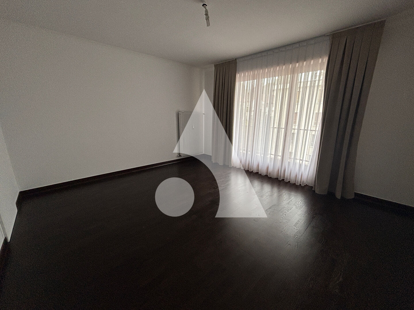 Photo A louer - Grand appartement T4 de 100 m² - Valserhône (01200) image 6/6