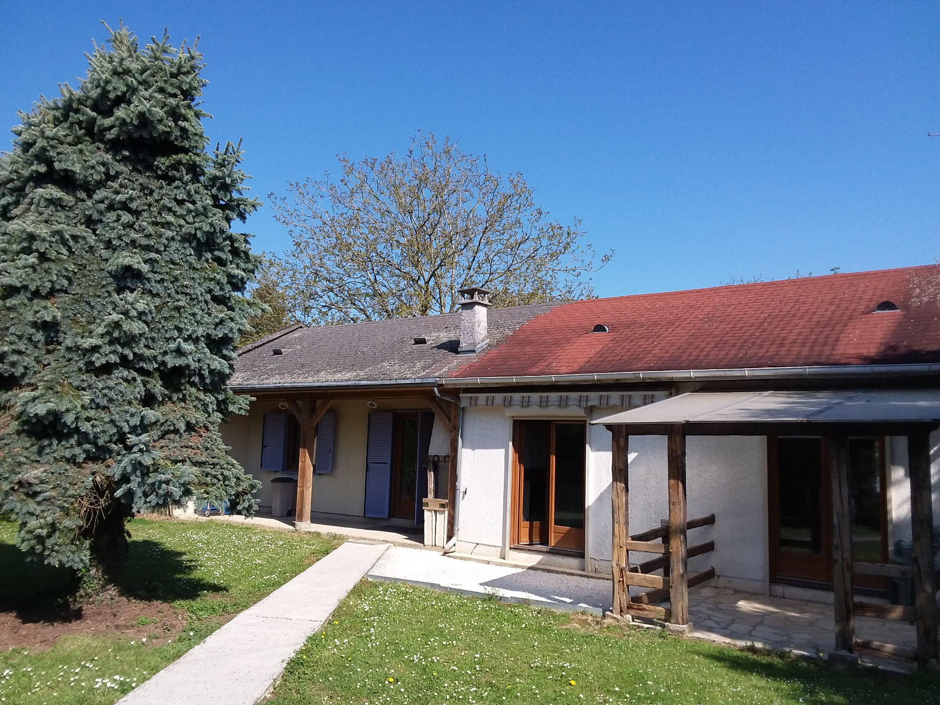 Maison Grange Le Bocage 3 pièce(s) 70 m2 Perceneige 89260