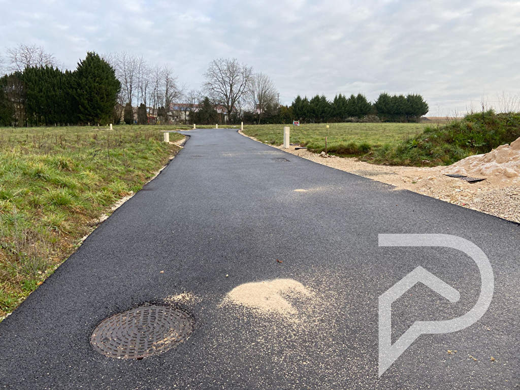 Photo Terrain à construire - Orchamps (39) - 688 m² image 2/2