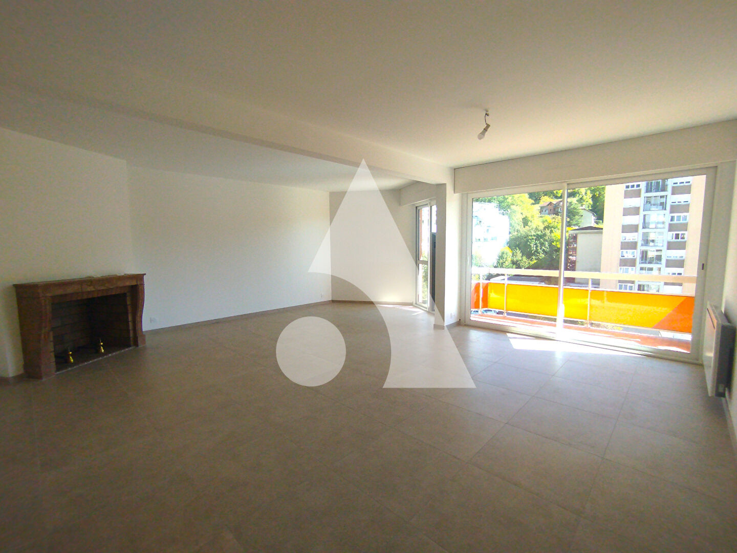 Appartement Gap 4 pièce(s) 105,71 m2 avec balcon, cave