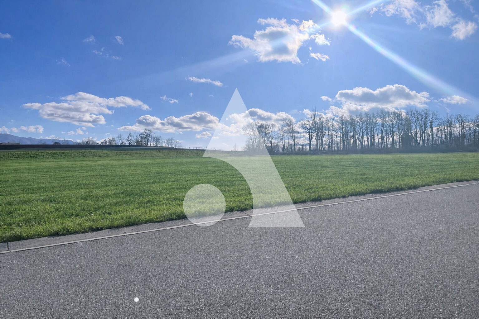 
Terrain &agrave; b&acirc;tir environ 542 m2 &agrave; Gap (Charance / Les Aurouzes)
