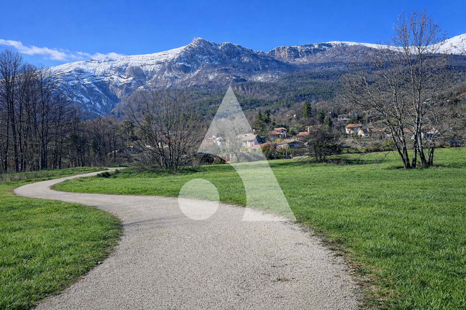
Terrain &agrave; b&acirc;tir environ 605m2 &agrave; Gap (Charance / Les Aurouzes)
