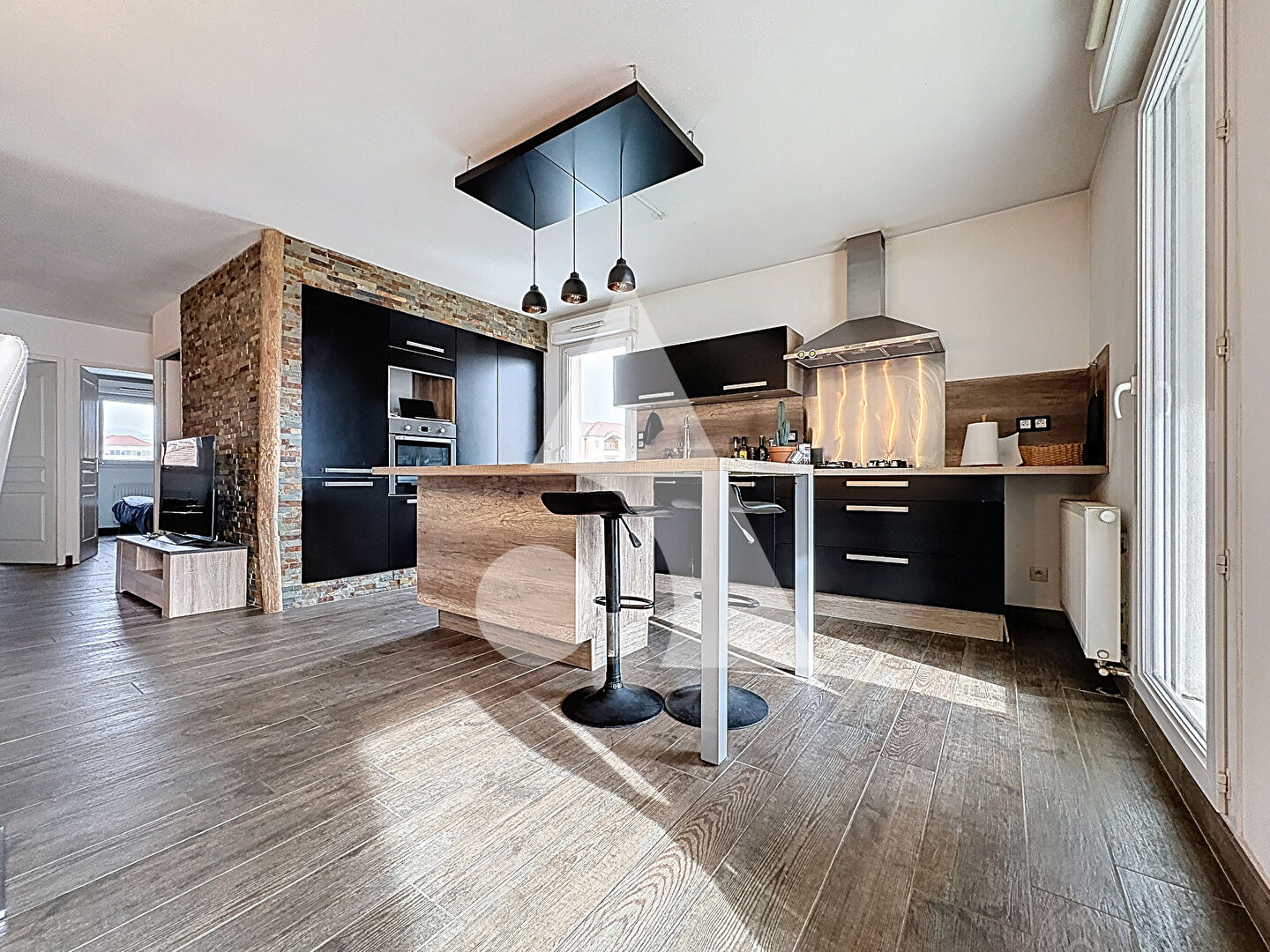 
Appartement T3 meubl&eacute; avec terrasse Gap Sud !
