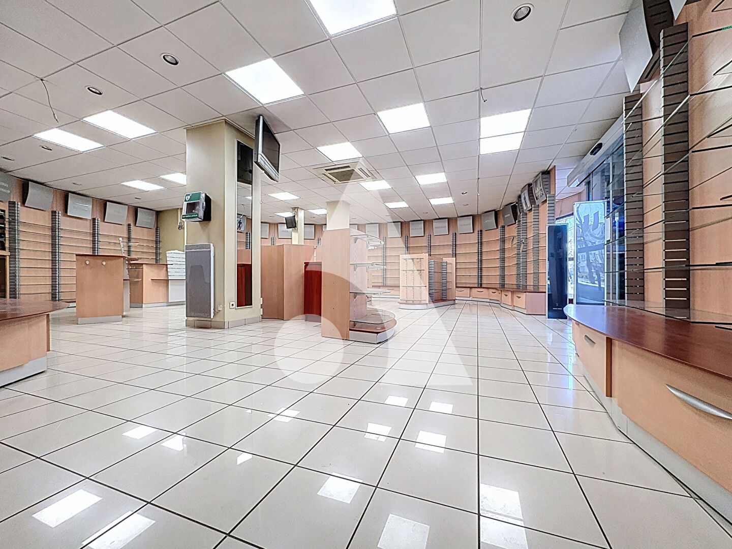 
Cession de bail Gap 146.41 m&sup2; !
