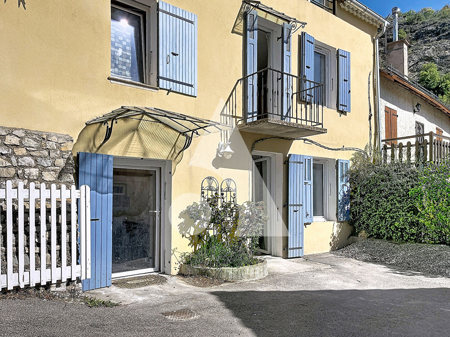 
Maison de village &agrave; r&eacute;nover - La Roche des Arnauds
