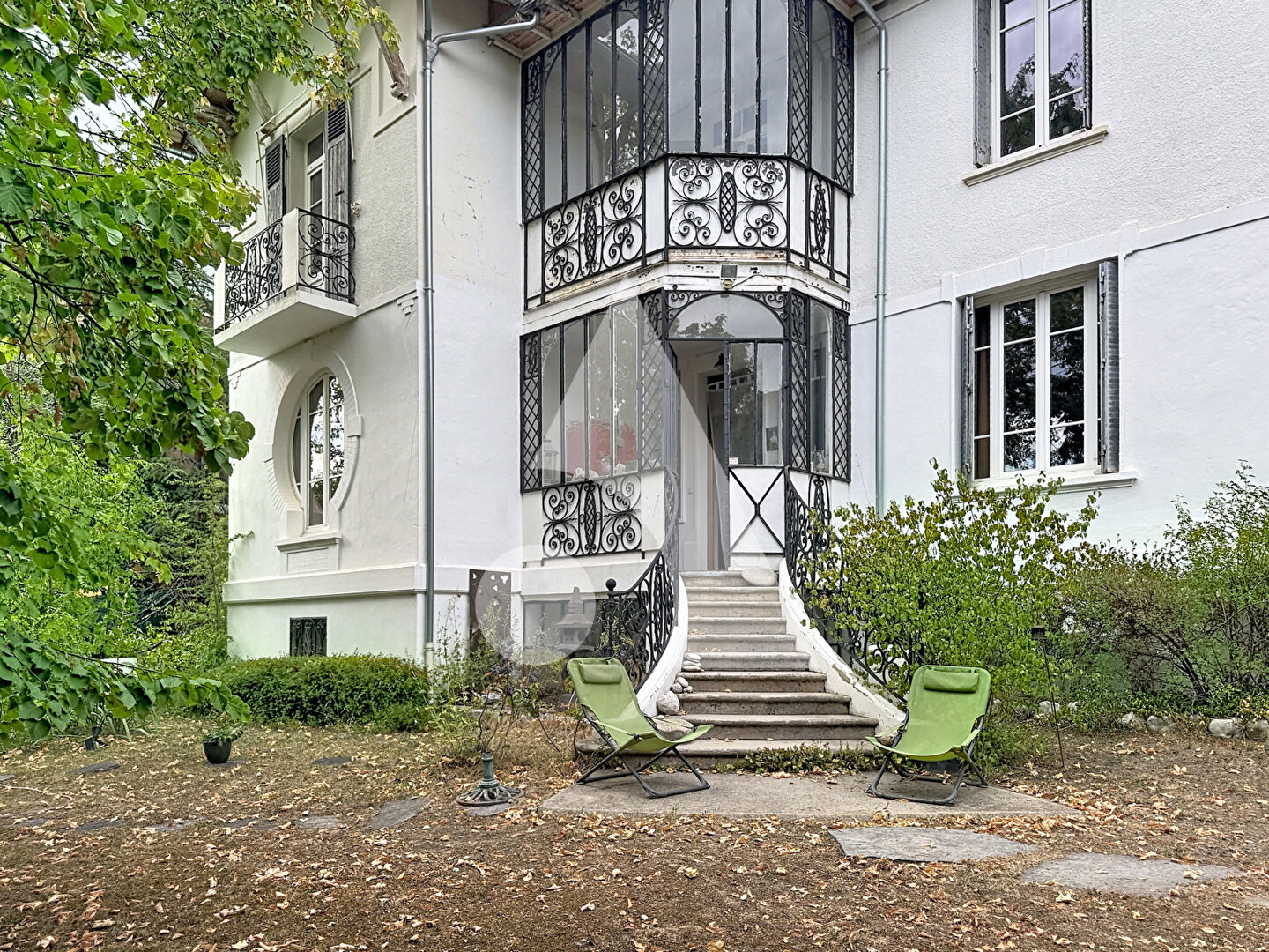 
Maison de charme &agrave; Veynes - &laquo; La Vieille Dame &raquo; !
