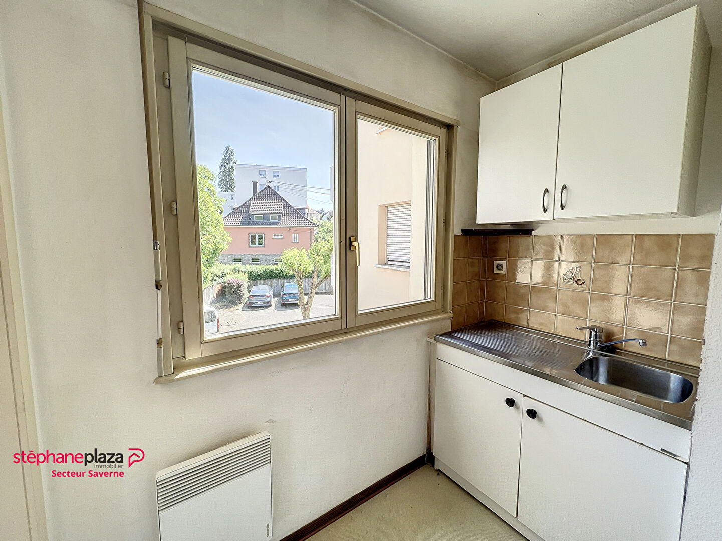 Photo Appartement T2 avec balcon, garage, et parkings image 2/4