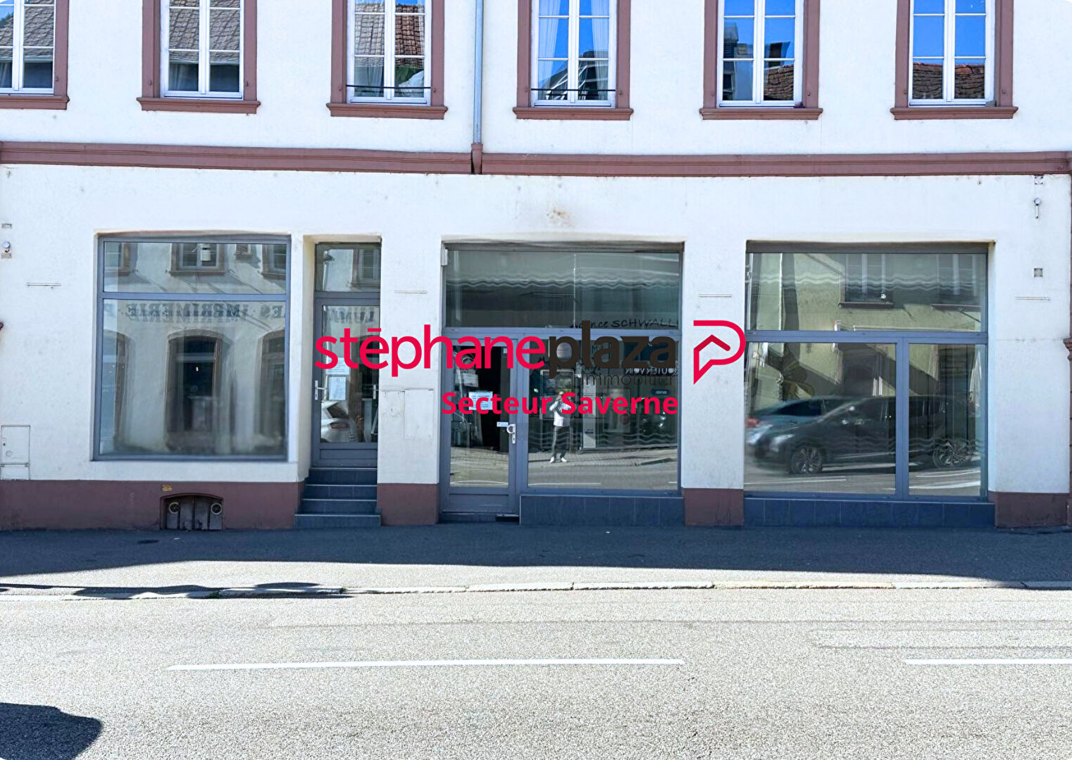 Photo Local professionnel - visibilité et accessibilité idéales image 3/6