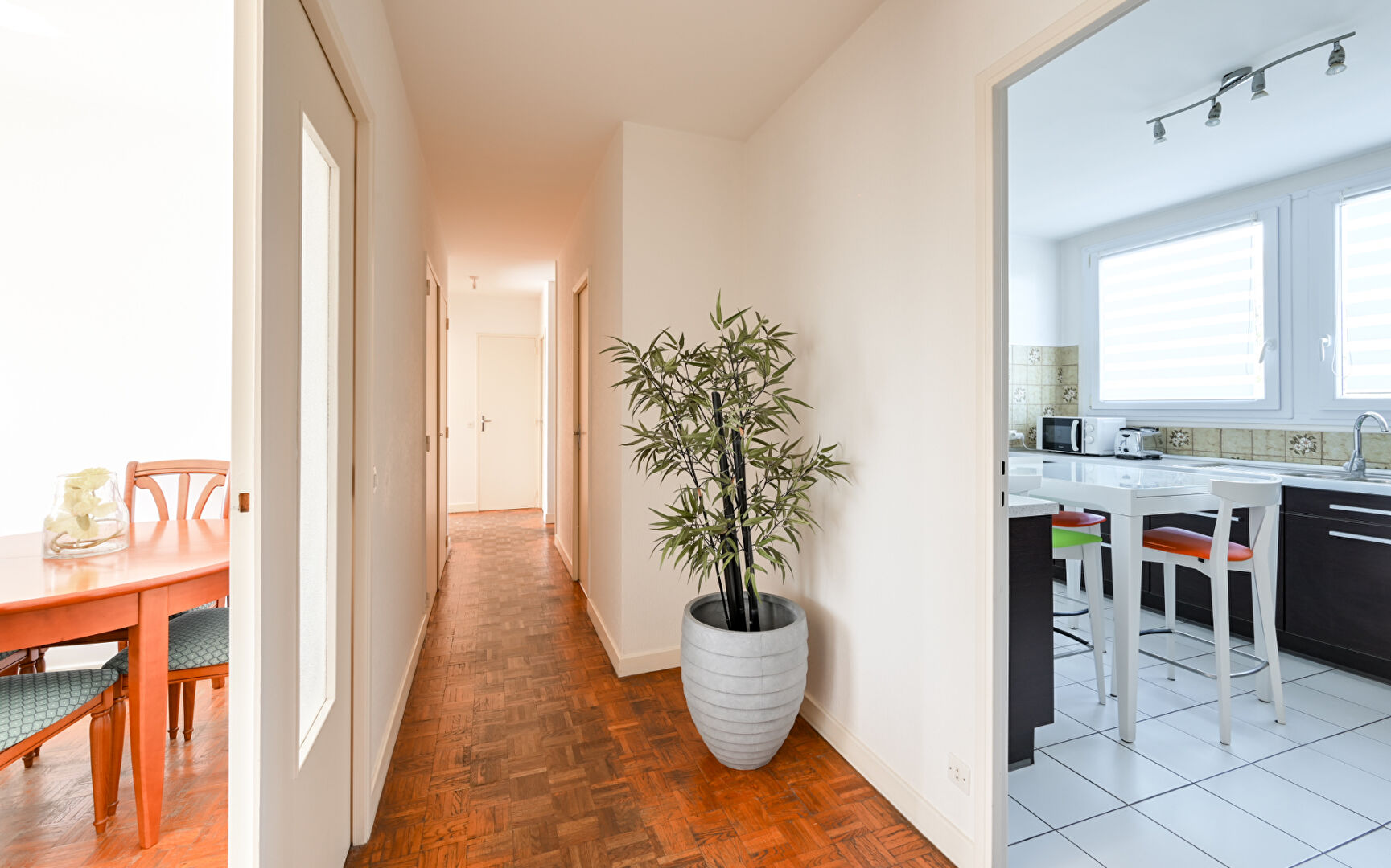 Photo T4 81m² 3 chambres, balcon, cave et parking image 4/6