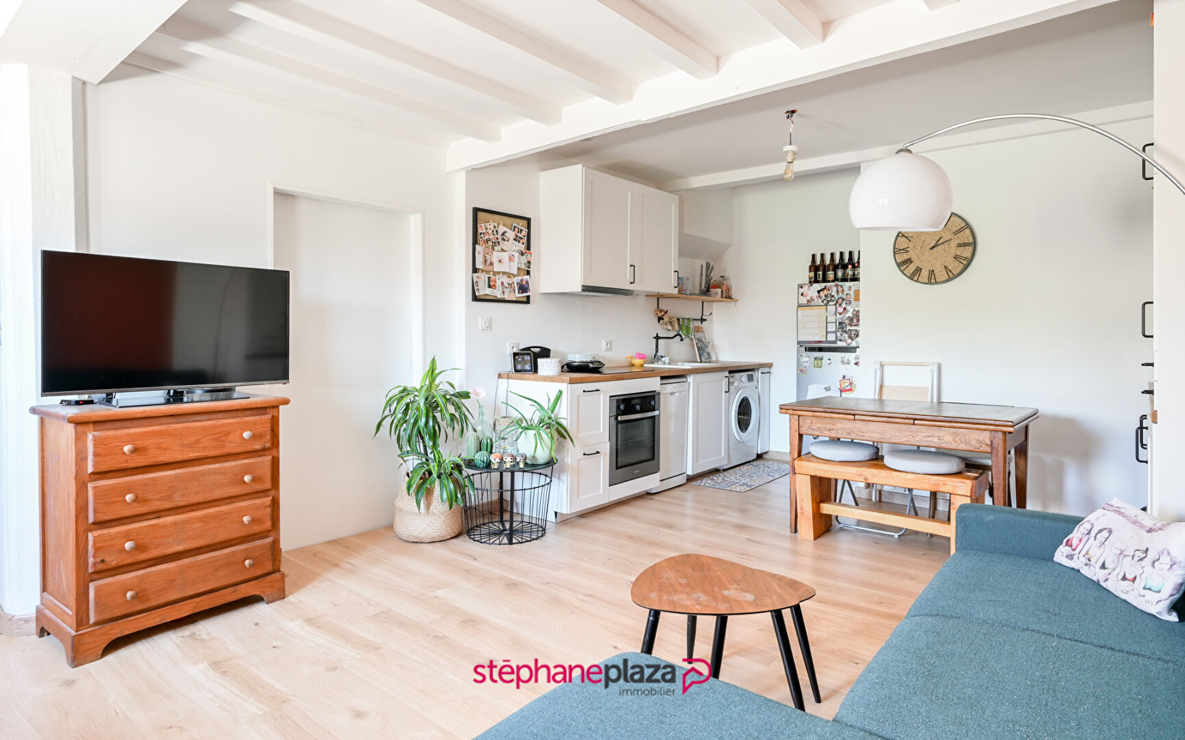 Photo Rare à la vente, appartement T3, parkings et cave image 4/6