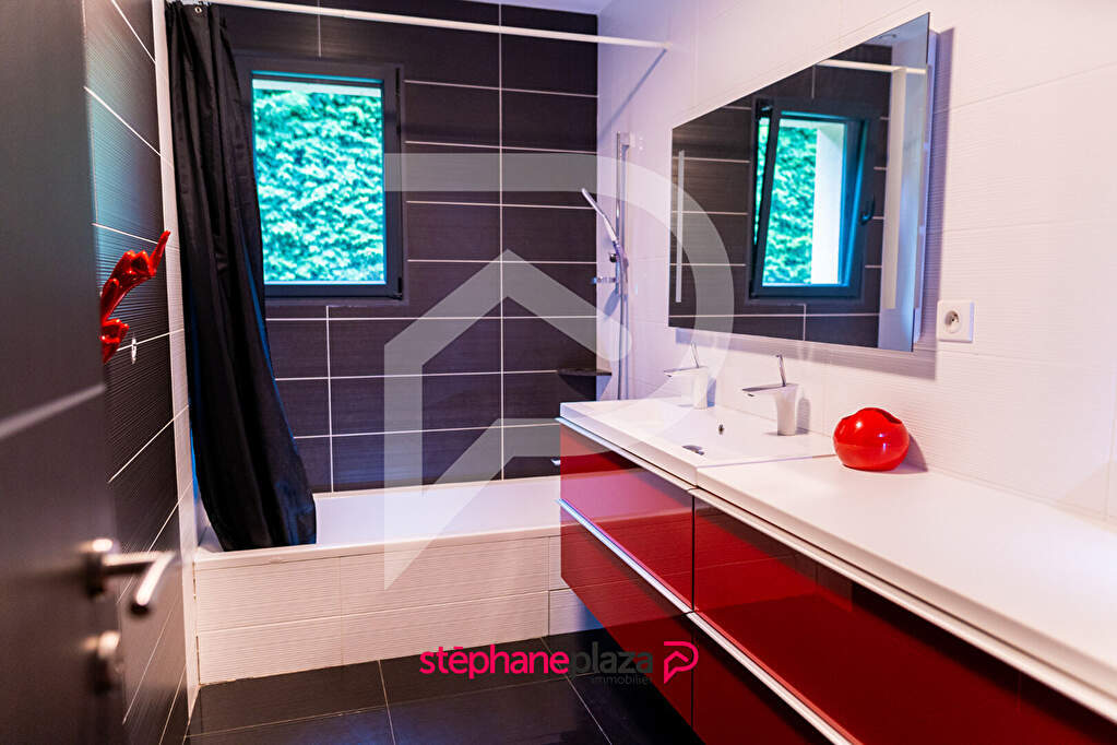 Photo Maison Givors 5 pièces 145 m2 image 4/6