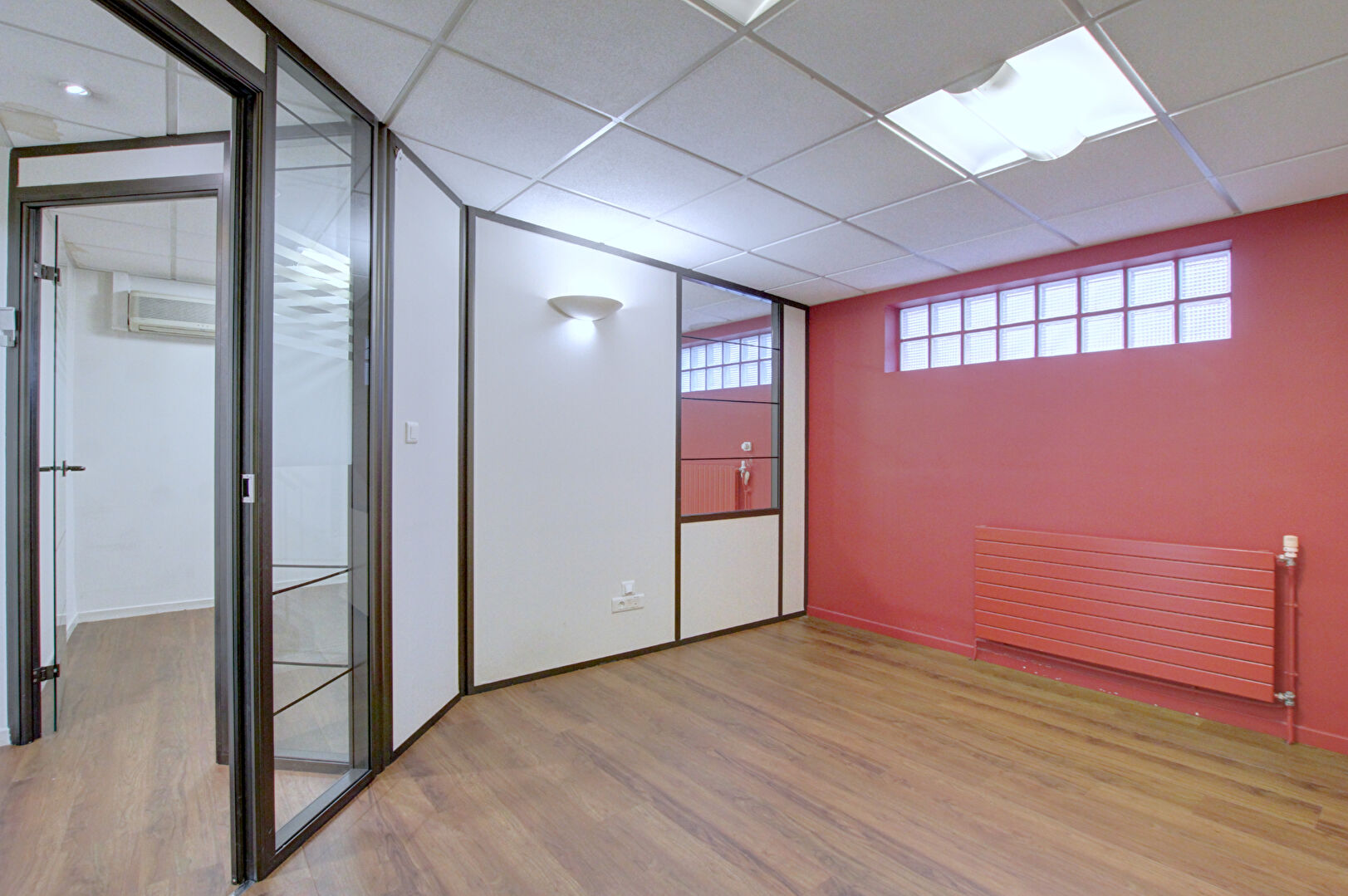 Photo Location Local commercial Rumilly 182 m2 image 5/6