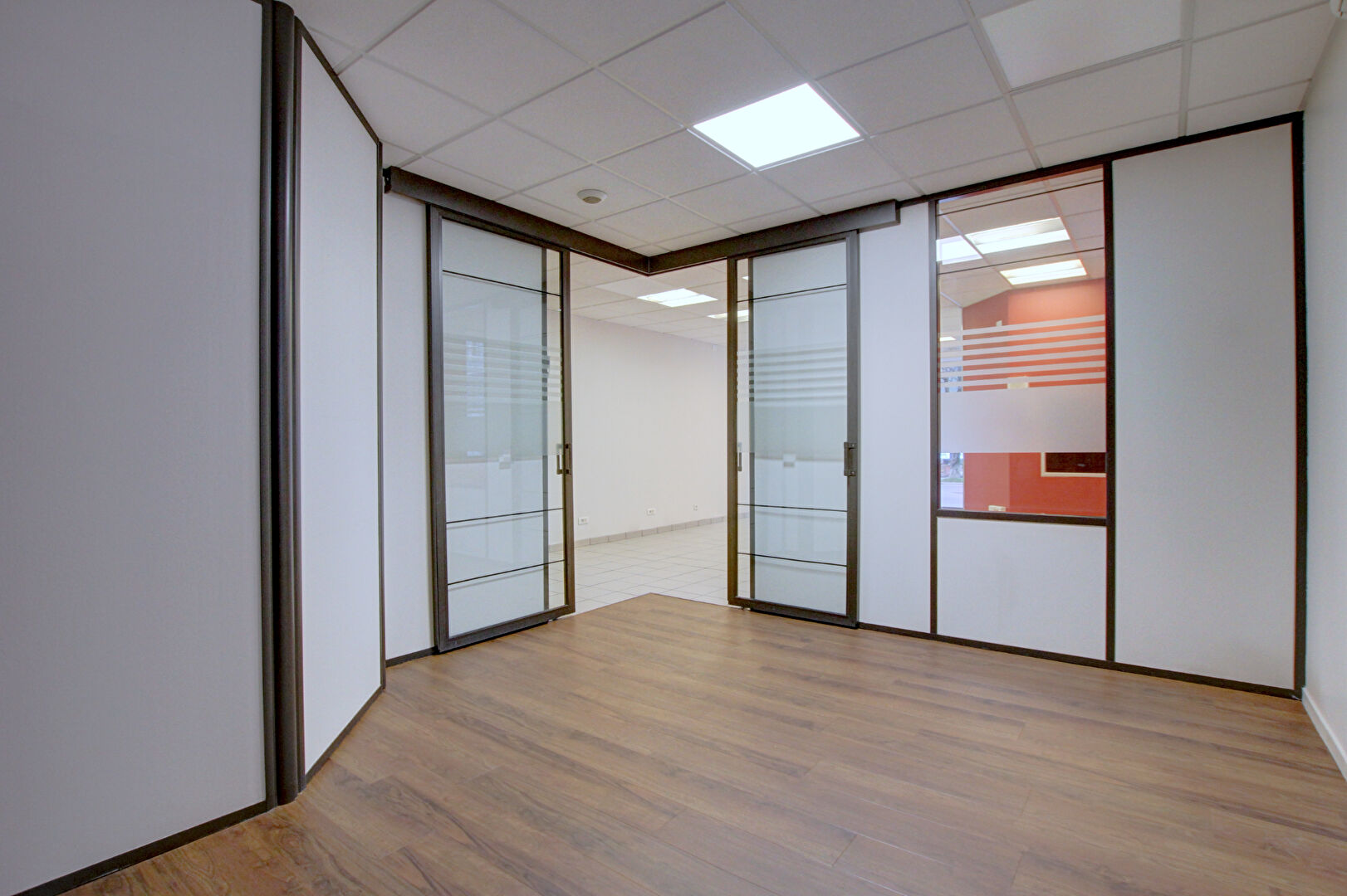 Photo Location Local commercial Rumilly 182 m2 image 6/6