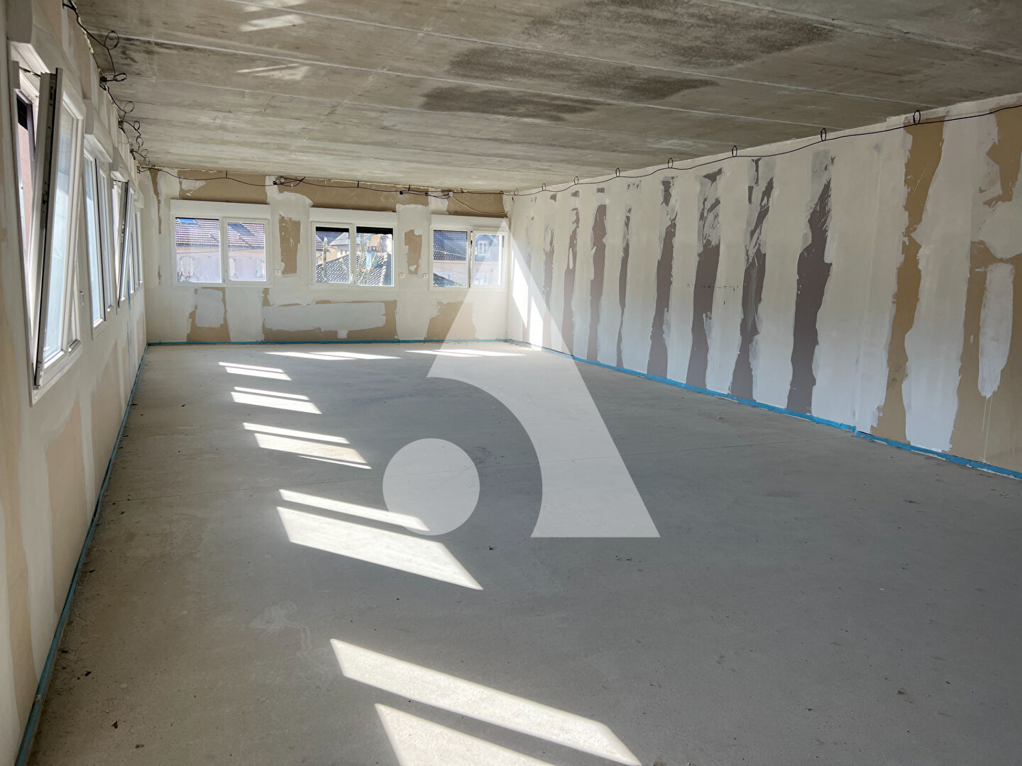 Photo Bureaux Beaucourt 103 m2 image 2/4