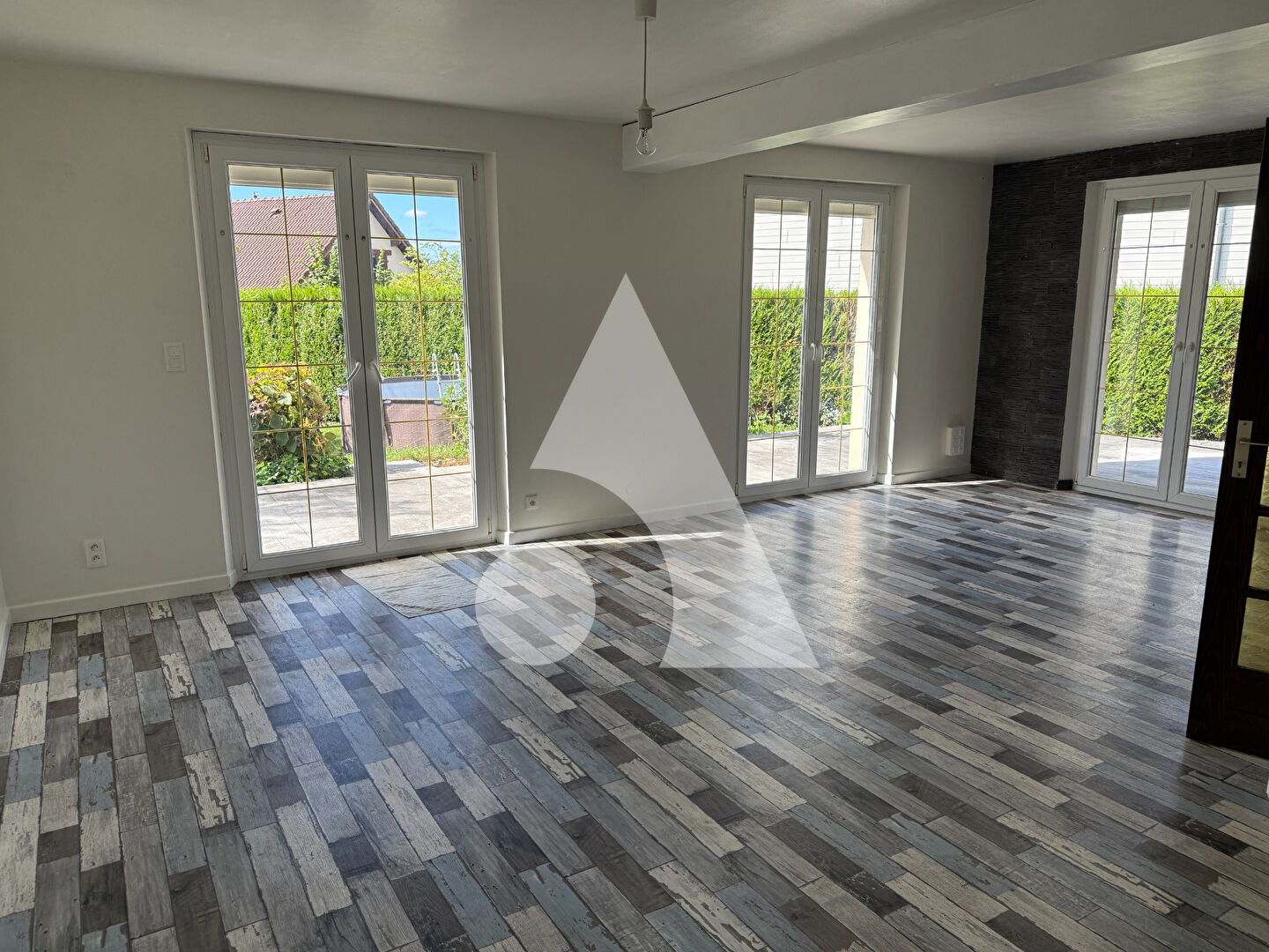 Photo Maison Dasle 6 pièce(s) 126 m2 image 6/6