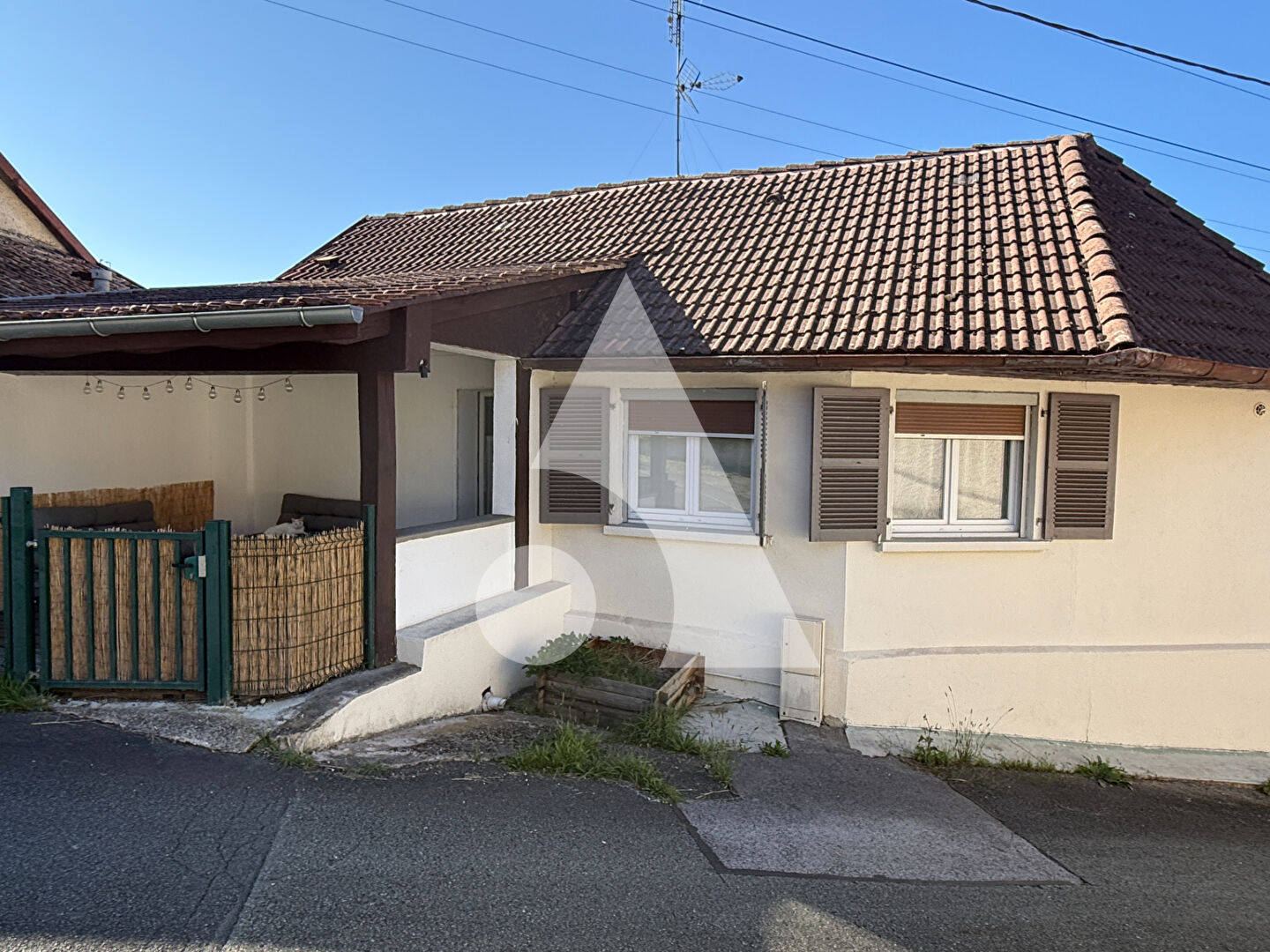 Photo Maison Delle 5 pièce(s) 97.50 m2 image 1/6