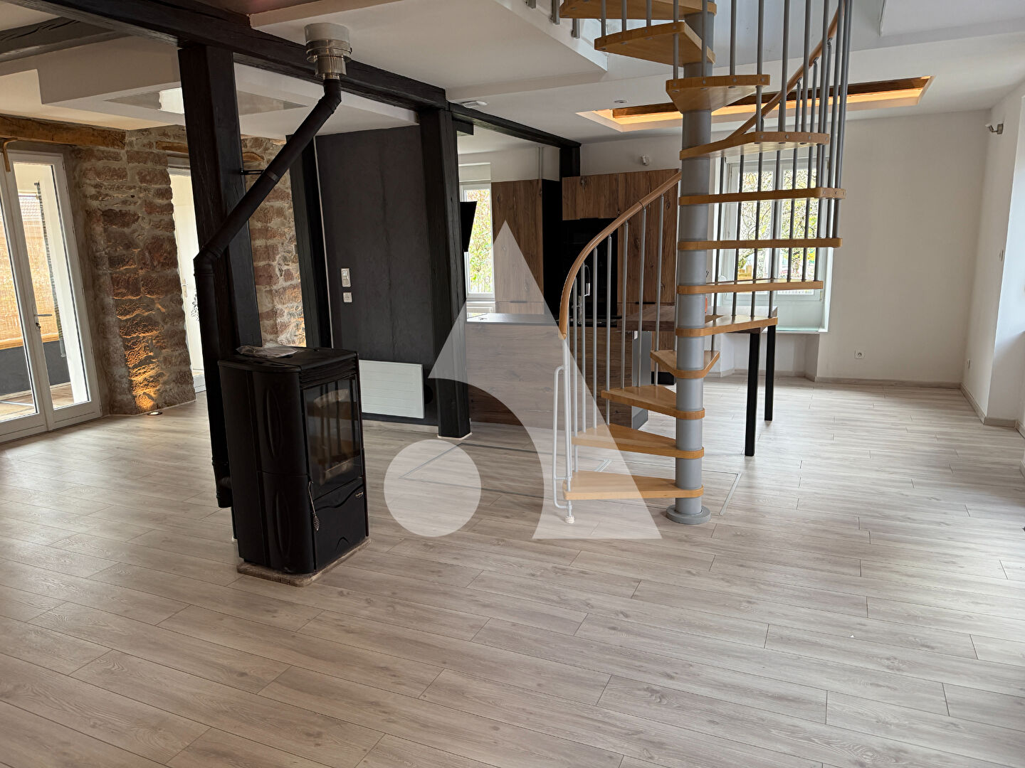 Photo Maison Rougemont Le Chateau 5 pièce(s) 113.73 m2 image 3/6