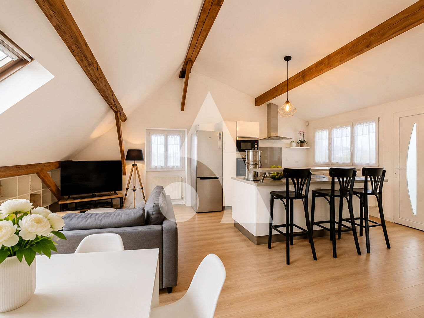 APPARTEMENT AGRÉABLE PROCHE QUAI DE SEINE - 10 MIN GARE