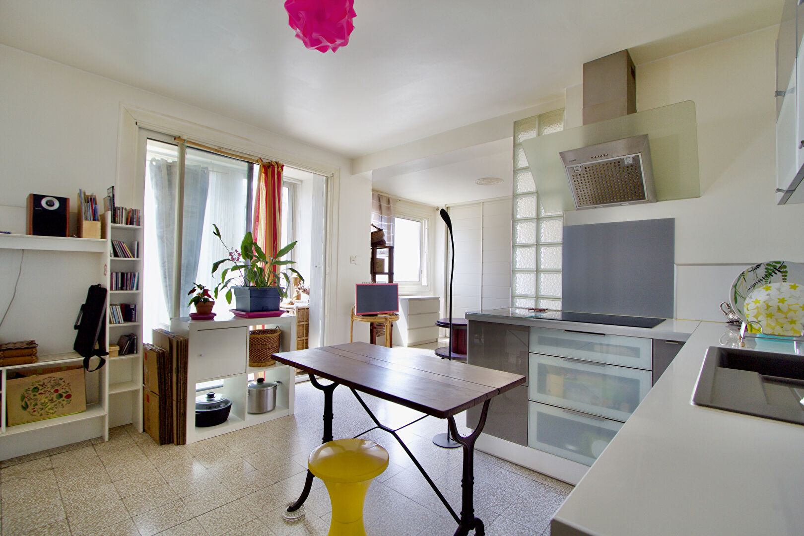 Photo PALAVAS RIVE GAUCHE - BEAU T2 AVEC LOGGIA - 46 M2 ENVIRON DONT LOGGIA 3 M2 - VUE ÉTANGS - PROXIMITÉ IMMÉDIATE DE LA PLAGE image 4/6