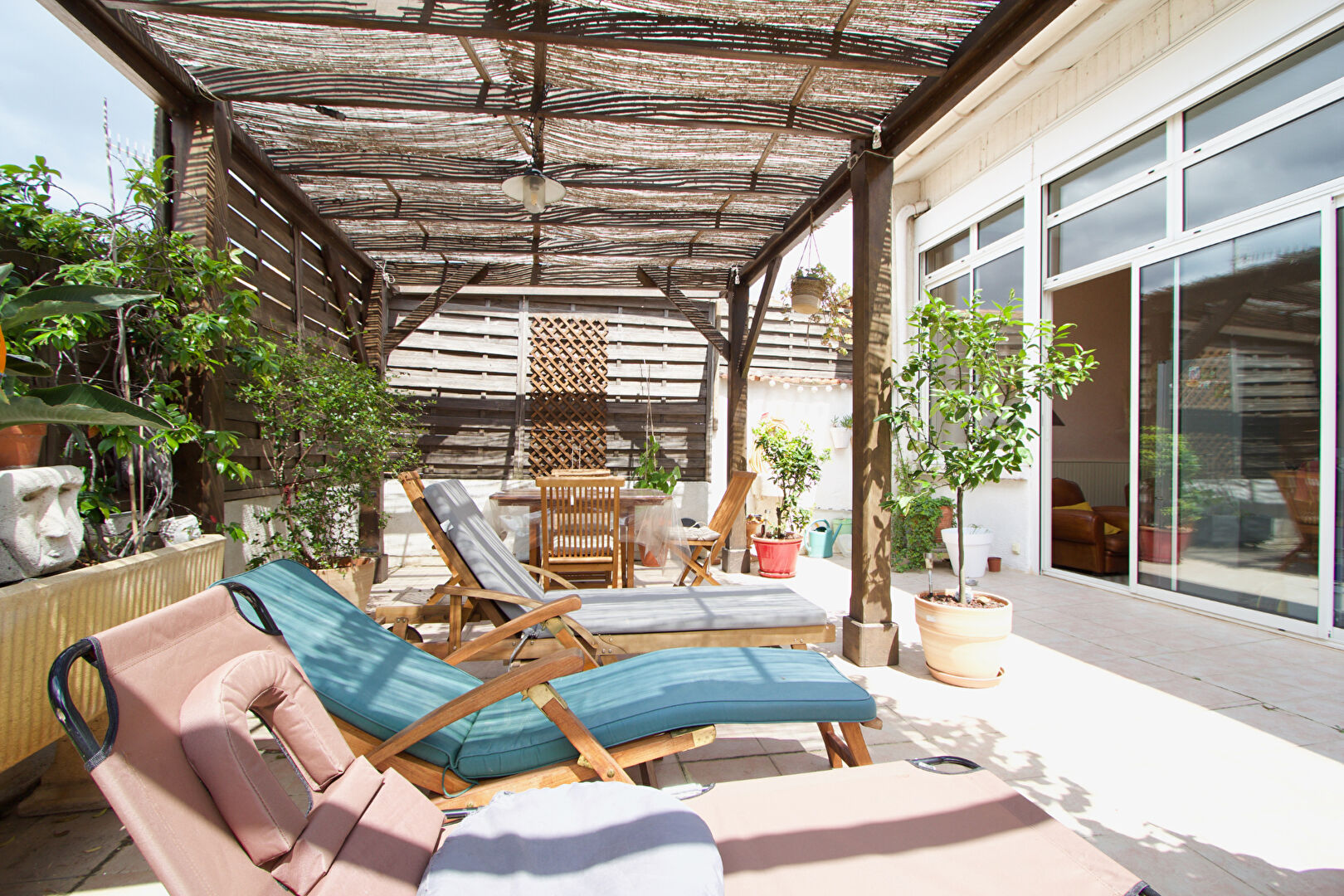 Photo FRONTIGNAN - CHARMANTE MAISON VIGNERONNE AVEC BEAUCOUP DE CACHET  200 M2 HABITABLES - 2 COURS  - PLUS DE 400 M2  UTILES - BOXES DE STOCKAGE EN LOCATION image 3/6