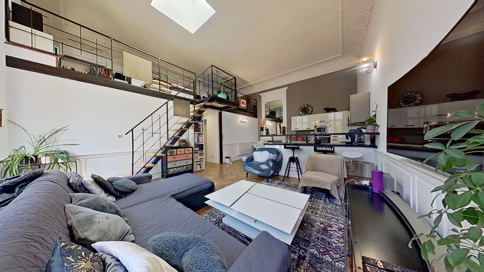 Photo LATTES - 4 PIÈCES D'EXCEPTION - 85 M2 - BELLE HAUTEUR SOUS PLAFOND - JARDIN DE 150 M2 ENV - 3 PLACES DE PARKING PRIVATIVES  Lattes - 3 pièce(s) - 84.6 m2 image 2/6