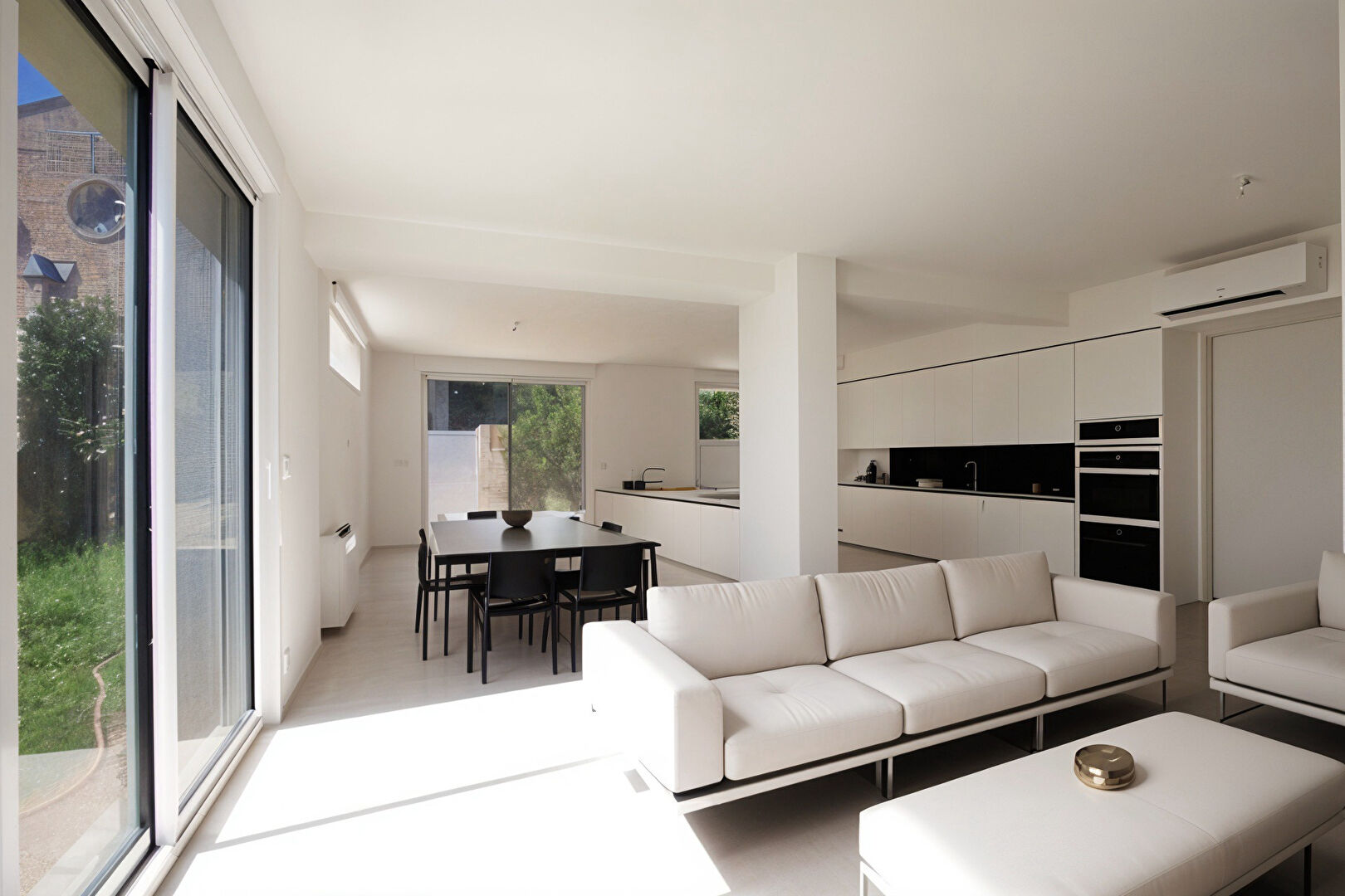 Photo RARE SUR PÉROLS -MAISON ENTIÈREMENT RÉNOVÉE ET JAMAIS HABITÉE - 180 M2 ENVIRON - 4 CHAMBRES - ABRI DE JARDIN MAÇONNÉ - TERRAIN DE 450 M2 ENVIRON. image 1/6