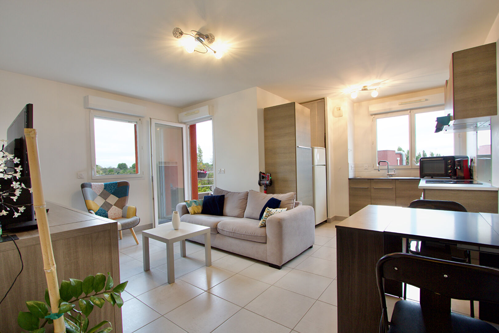 Photo LATTES - MAURIN -  APPARTEMENT 2 PIÈCES - 42 m2 - BALCON - DERNIER ÉTAGE - PLACE DE PARKING PRIVATIF image 3/6