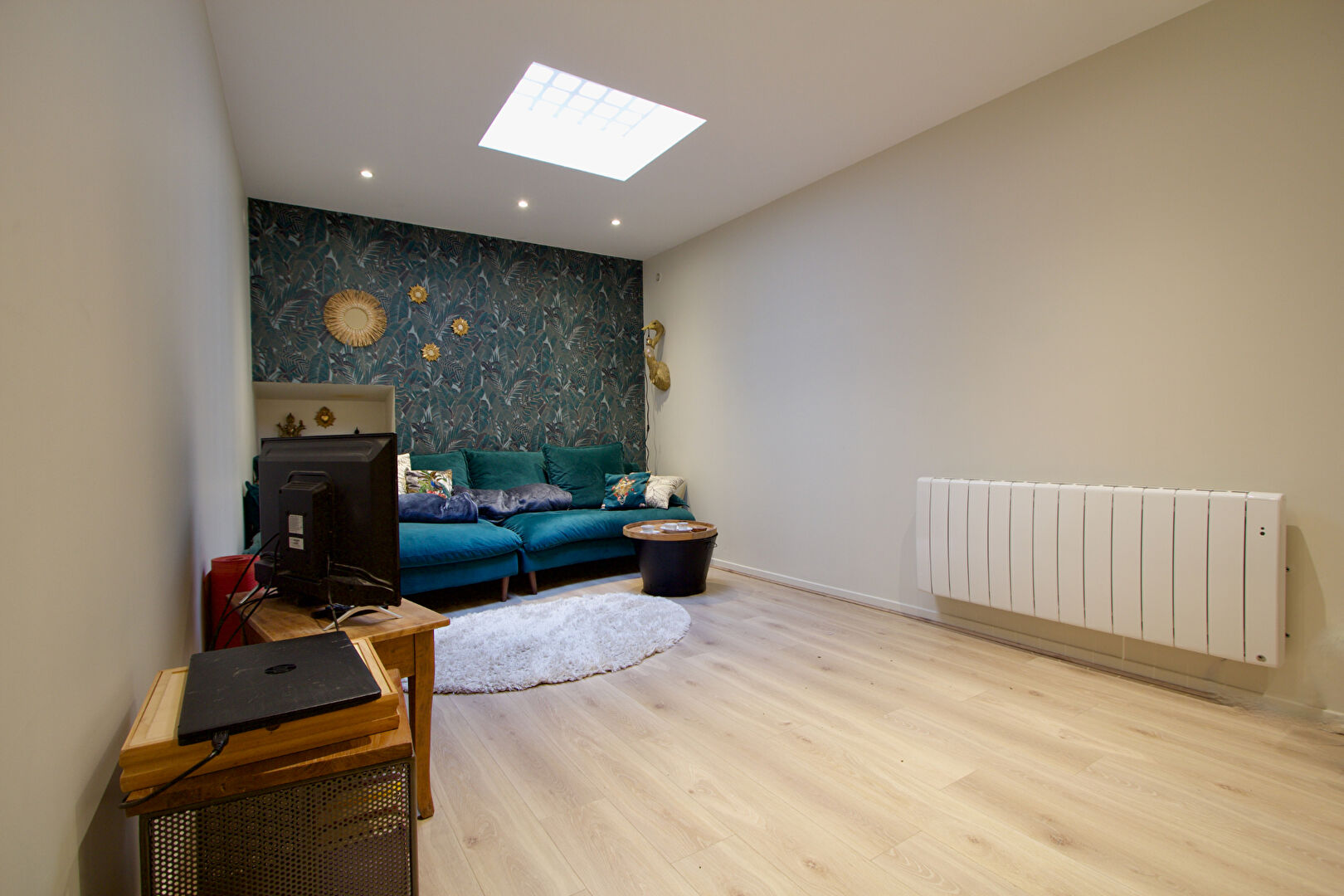 Photo EXCLUSIVITÉ À LAURENS - MAISON DE VILLE RÉNOVÉE - 5 PIÈCES -  3 CHAMBRES - CLIMATISATION - EXTERIEUR image 2/6