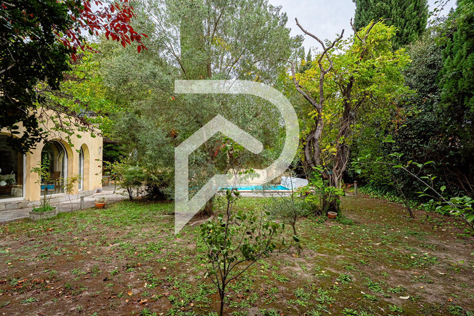 Photo Maison Aix En Provence  6 pièces 229 m²  sur 760m² de terrain image 6/6