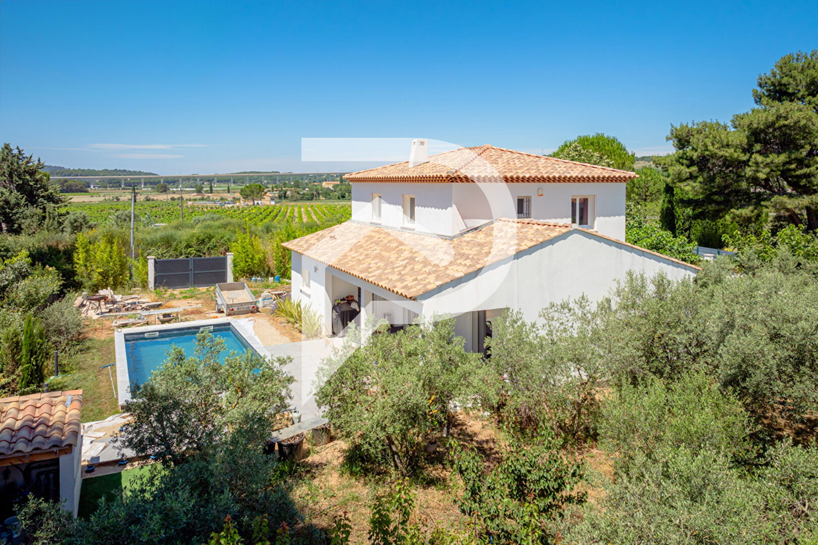 Photo Villa Eguilles 6 pièces 140 m² habitable image 5/6