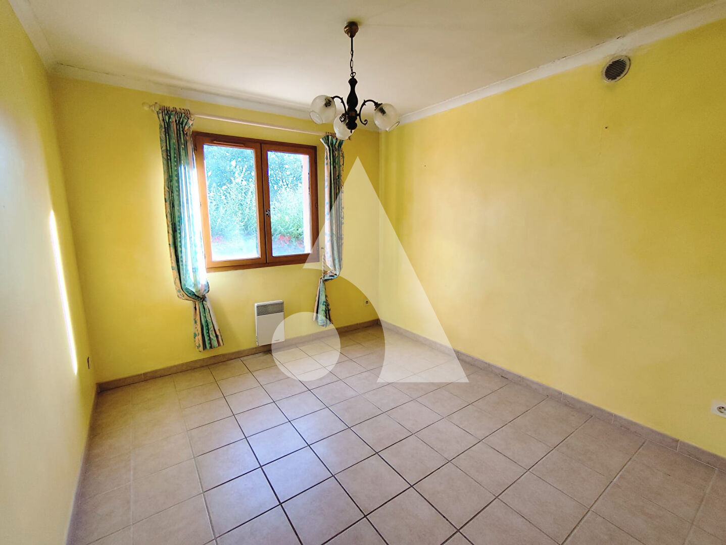 Photo Gargas- Maison plain-pied d'environ 91 m² sur une parcelle de 1388 m² image 6/6