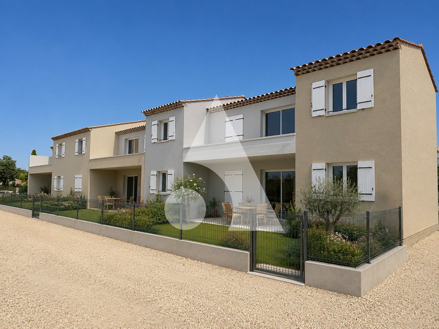 Prox Pertuis- Appartement T3 de 71,85m2 en RDC avec jardin -terrasse et parking