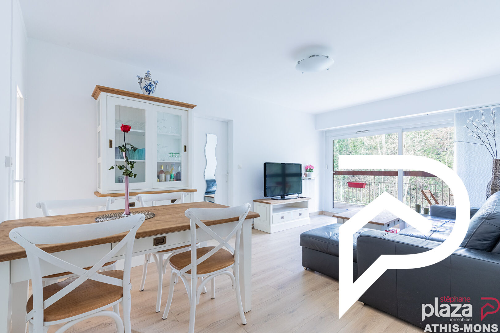 Photo Appartement 4 PIECES - 79m² image 2/6