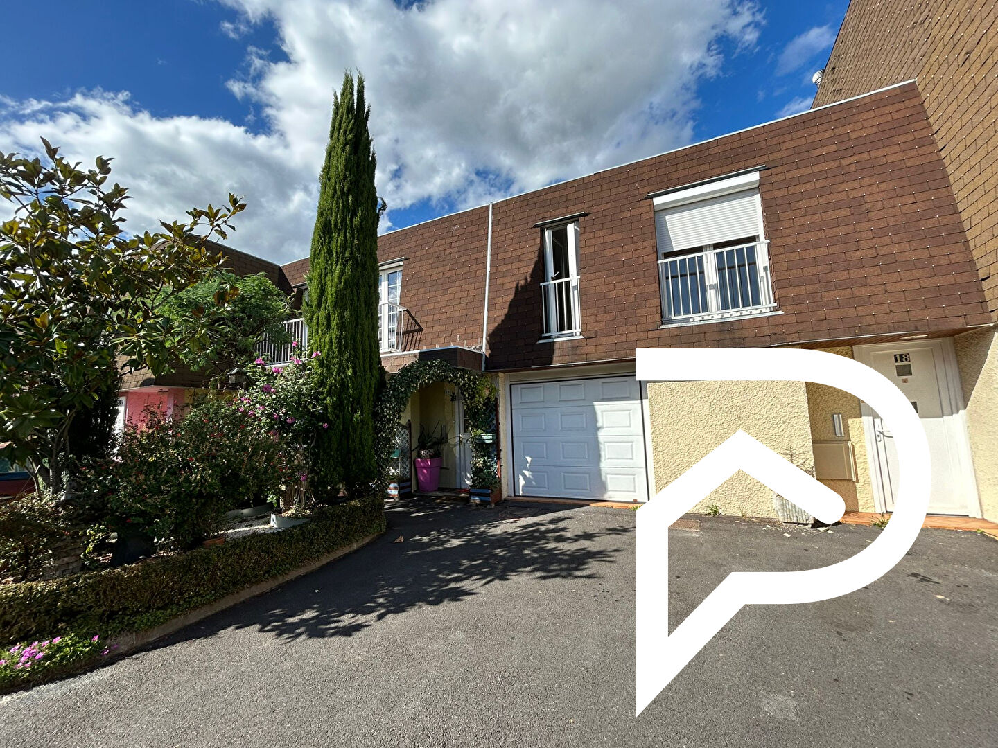 Photo Maison Lisses 5 pièce(s) 96 m2 image 1/6