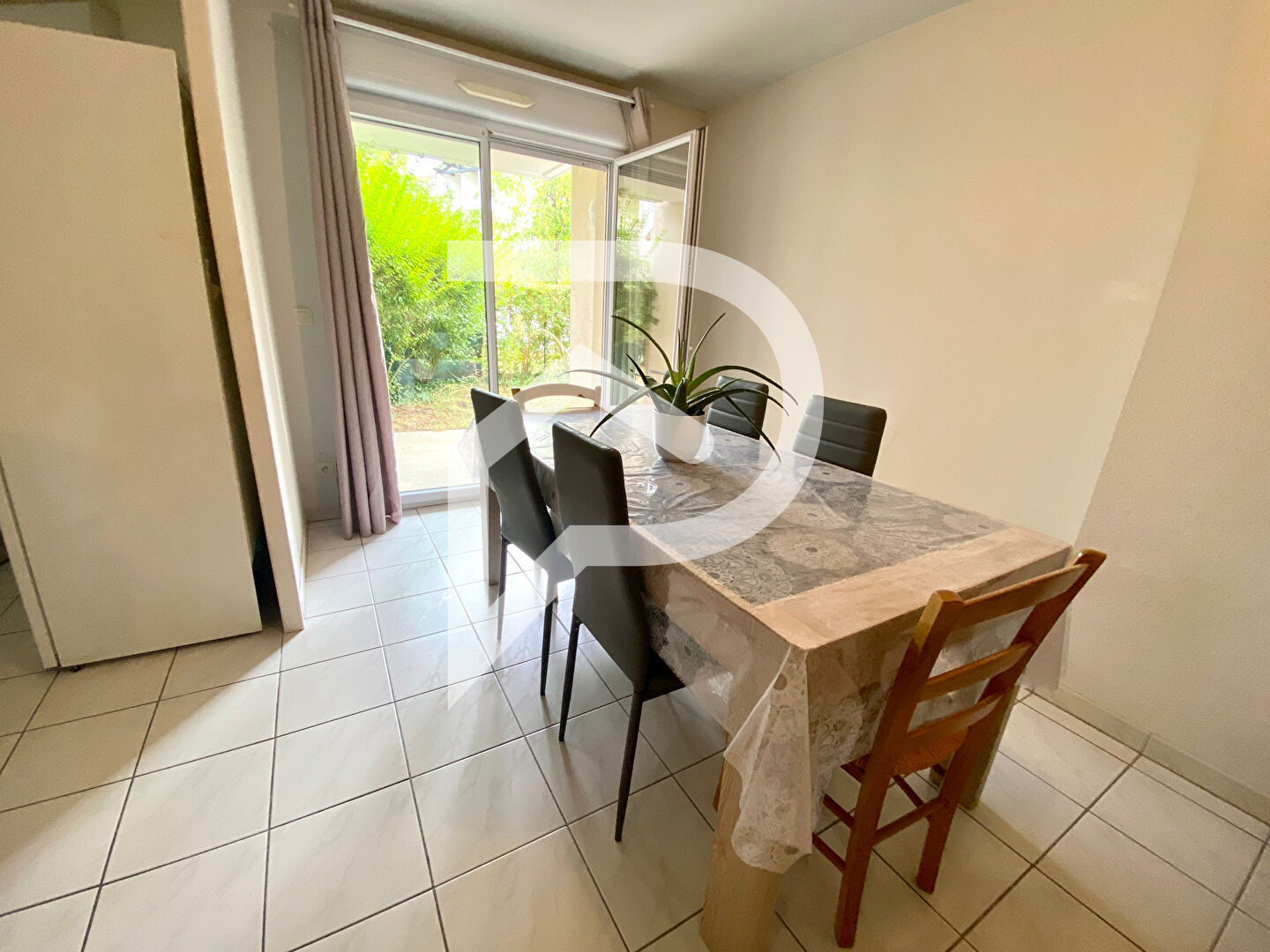 Photo Appartement T2  Meublé BOULAZAC ISLE MANOIRE image 2/6