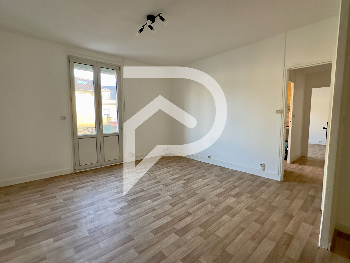 Photo Lot de 3 appartements PÉRIGUEUX image 2/6