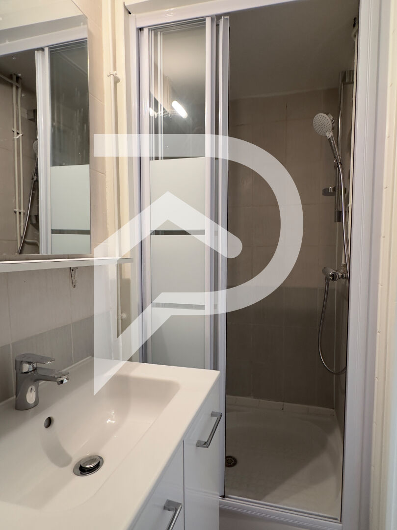 Photo Lot de 3 appartements PÉRIGUEUX image 6/6