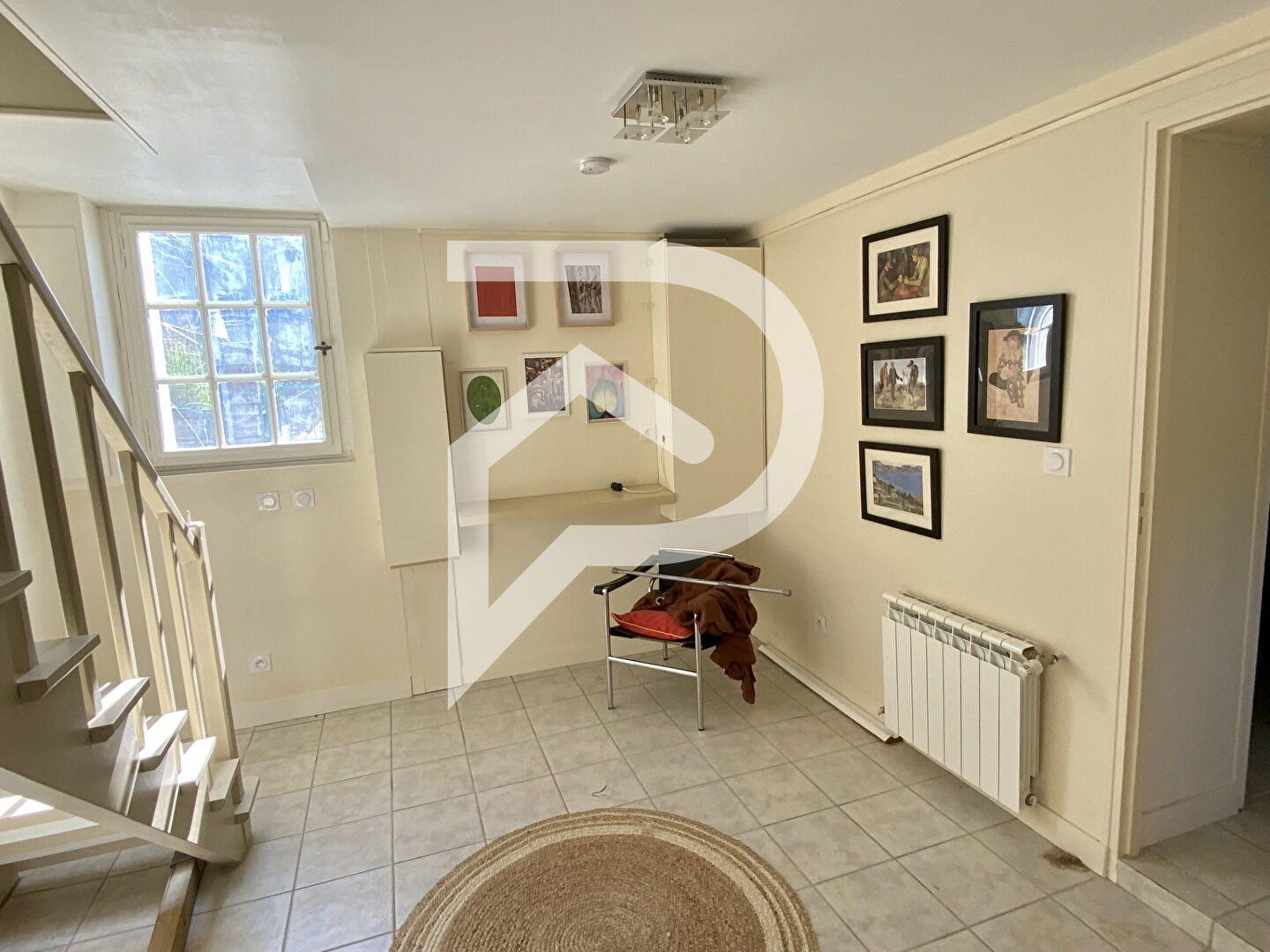 Photo Maison de Ville, travaux récents, 6 pièces, jardin clos image 2/6