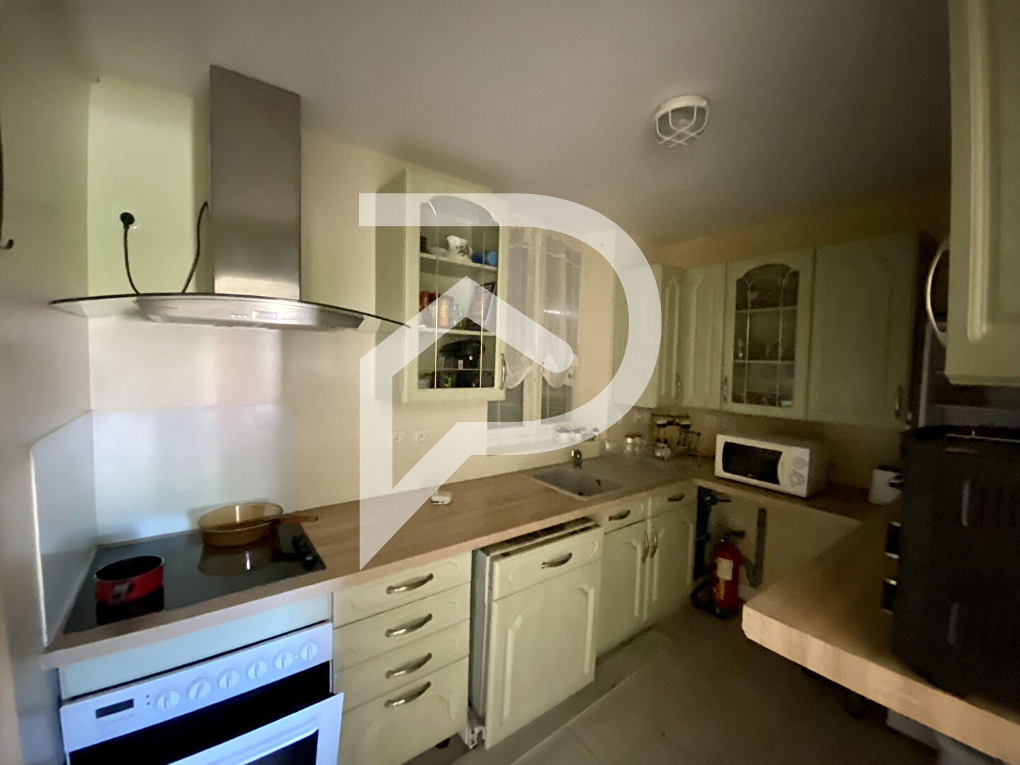 Photo Maison de Ville, travaux récents, 6 pièces, jardin clos image 6/6