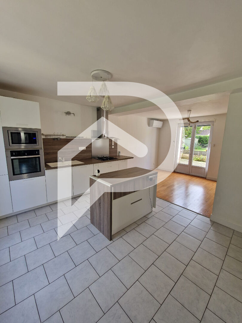 Maison rénovée T4 à ATUR