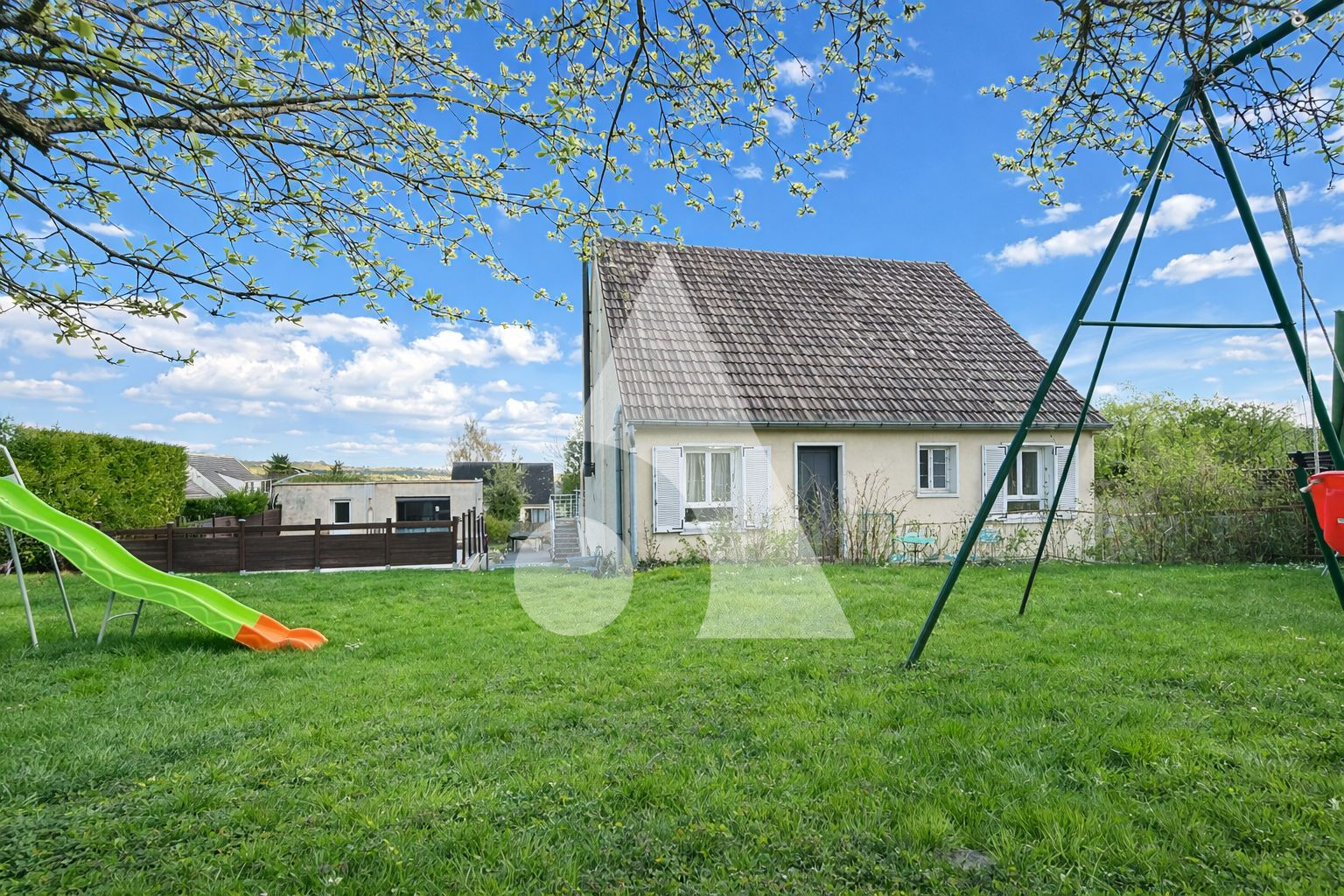 Maison Montry 8 pièce(s) 190 m2 / 6 suites parentales