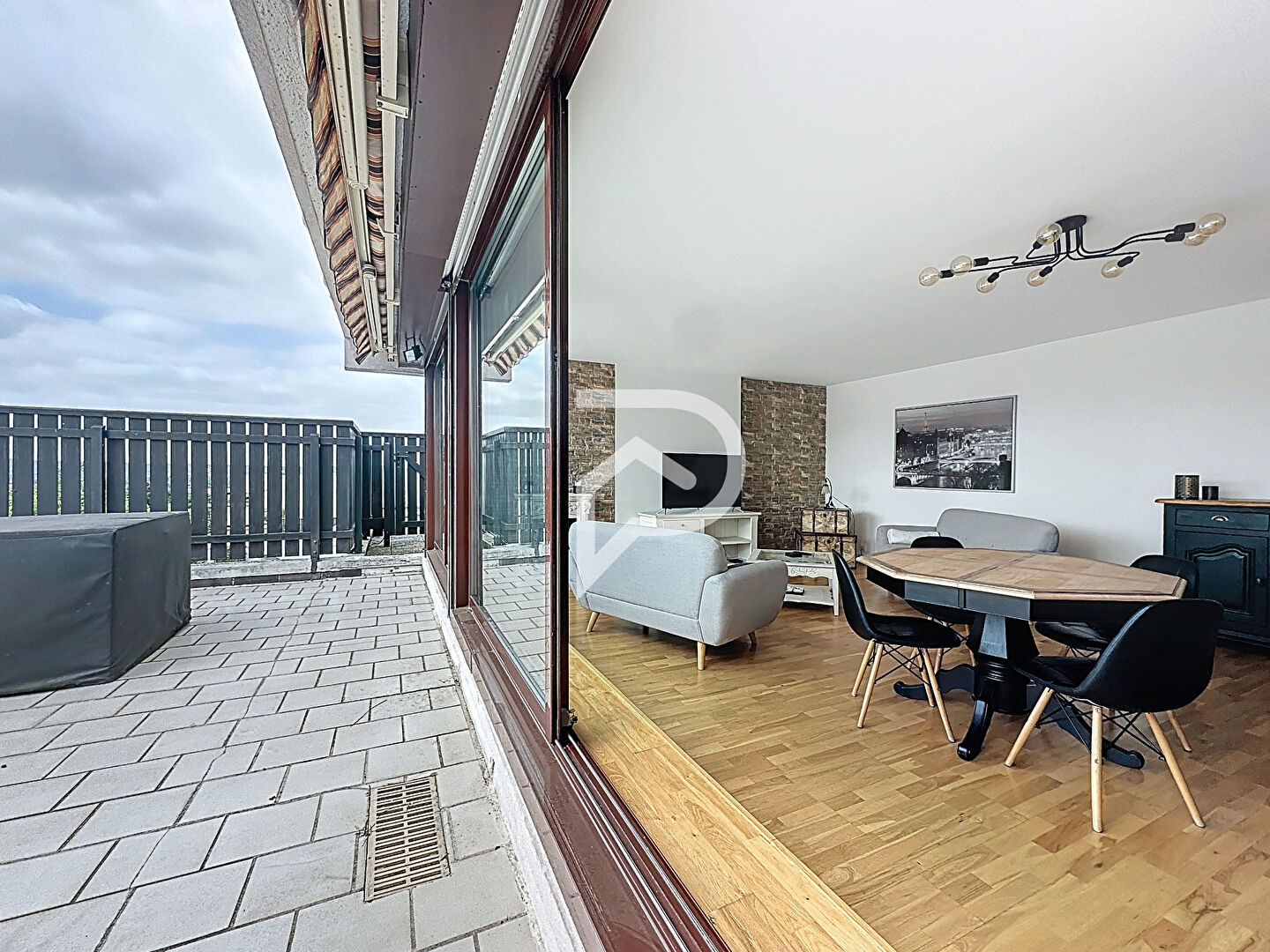 Agence immobilière de Stéphane Plaza Immobilier Champs sur Marne