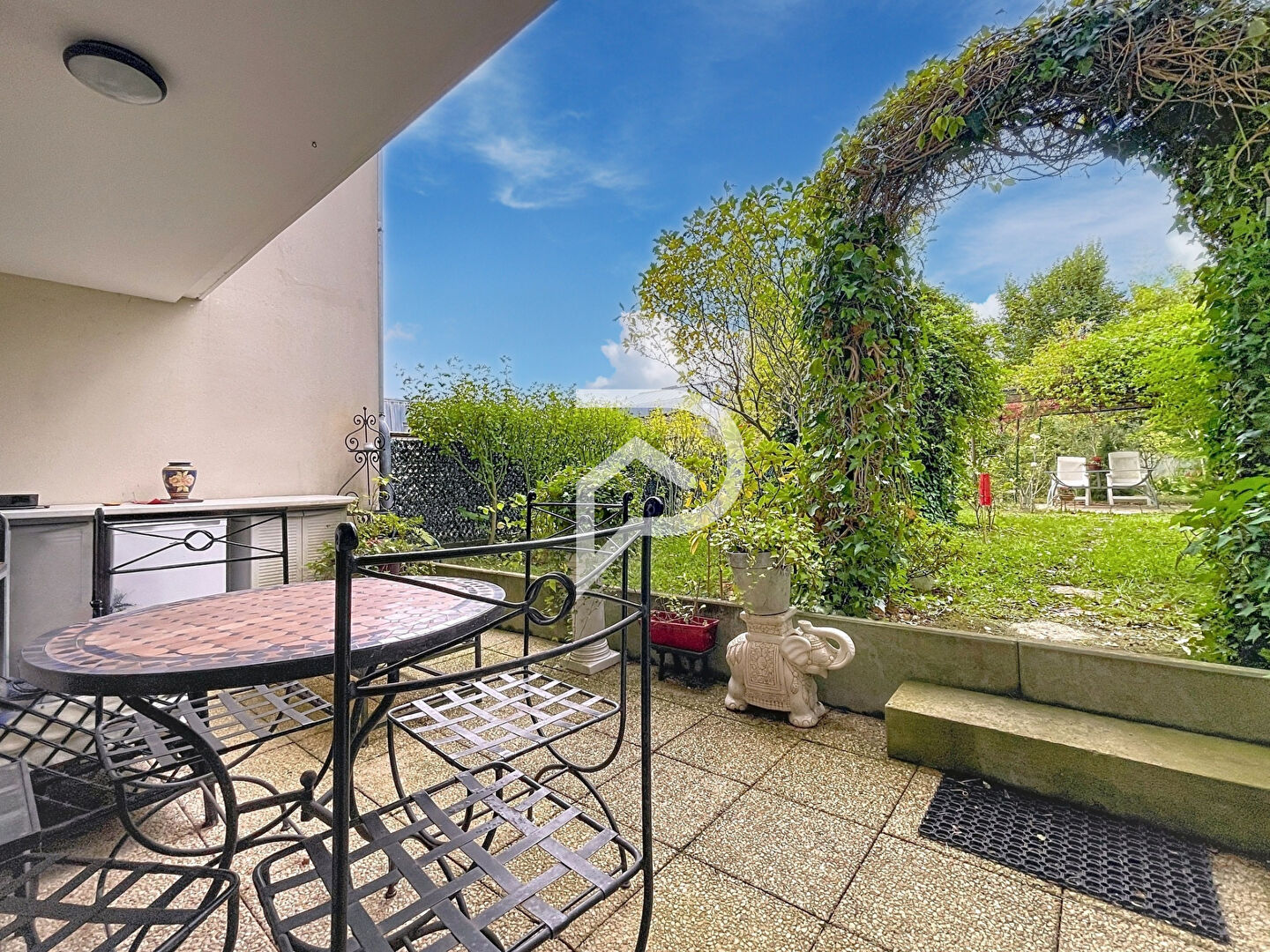 Agence immobilière de Stéphane Plaza Immobilier Champs sur Marne